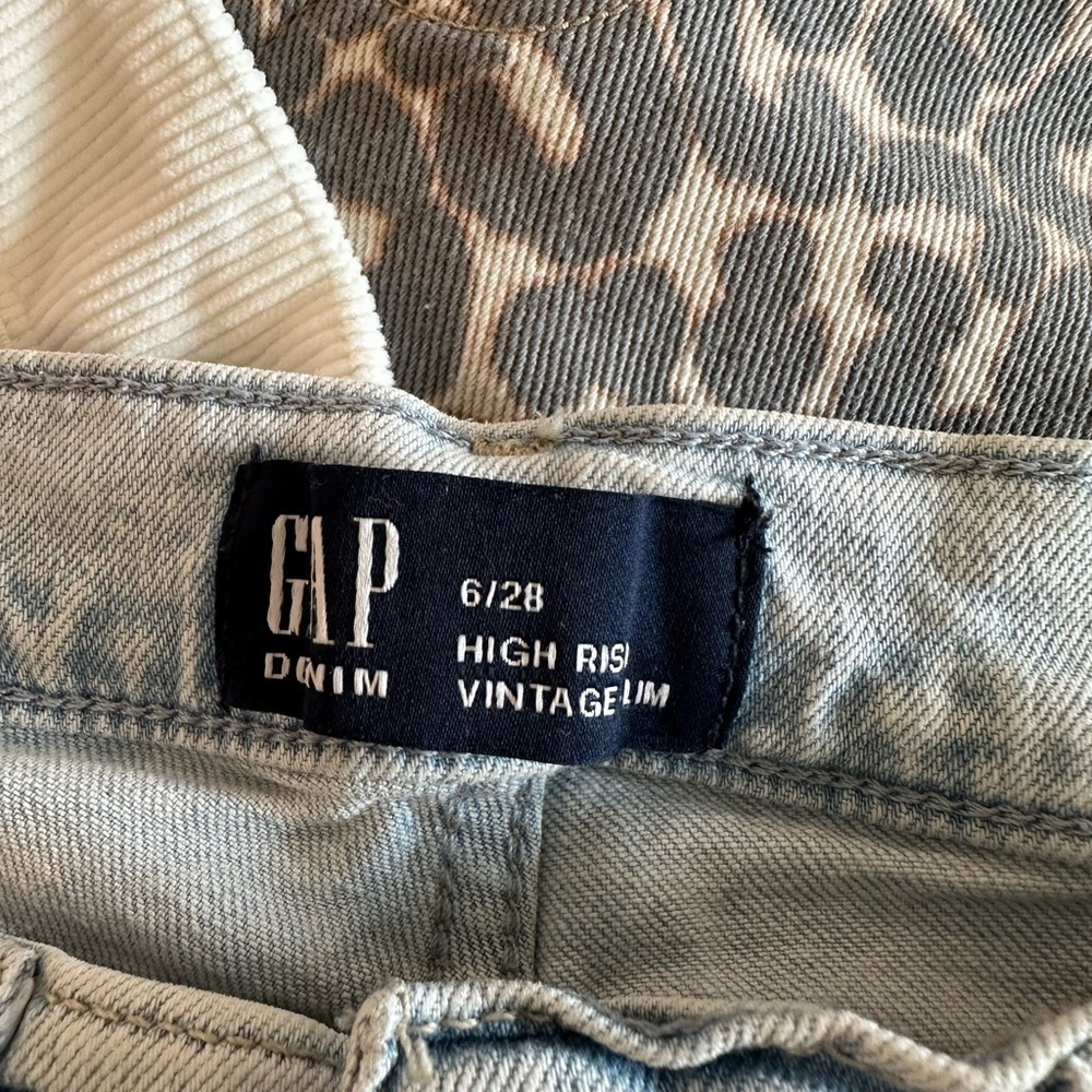 GAP Light Blue Straight Distressed Jeans - Picture 10 of 10